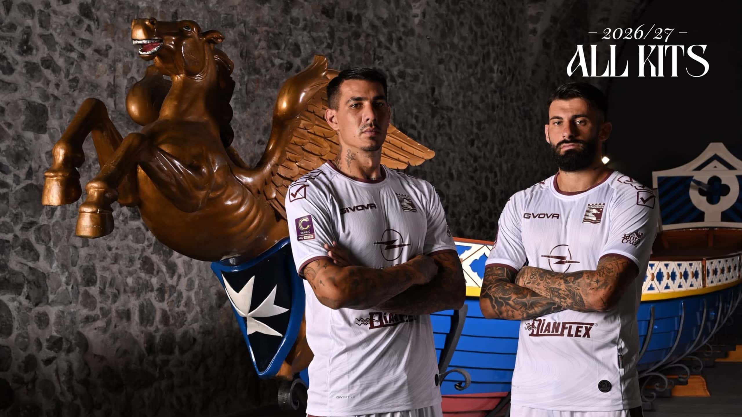 Kit gara Salernitana
